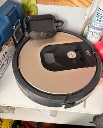 Robot aspirapolvere ROOMBA