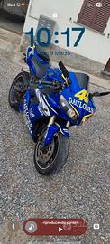Moto R1 2005 con motore rotto