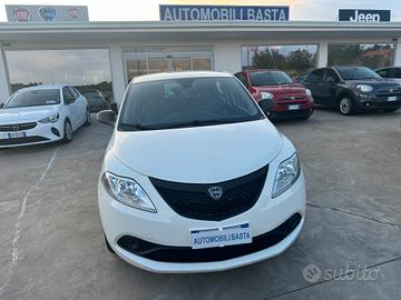 Lancia Ypsilon 1.0 FireFly 5 porte S&S Hybrid Ecoc
