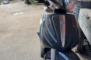 PIAGGIO BEVERLY TOURER 250