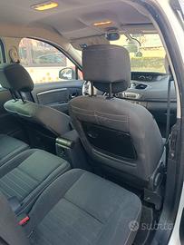RENAULT SCENIC X-MOD ANNO 2015