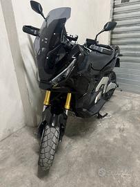 Honda X-ADV 2025