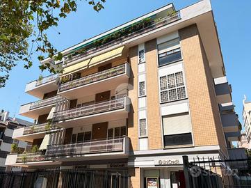 MONOLOCALE A ROMA