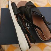 Paio di sandali di CAPRICE, EU 40 in pelle