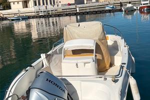 Barca open con motore honda 4 tempi