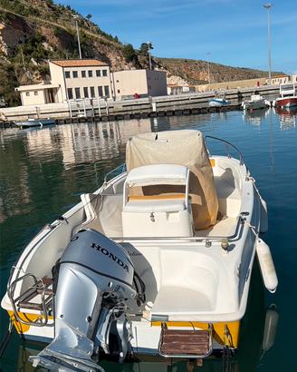 Barca open con motore honda 4 tempi