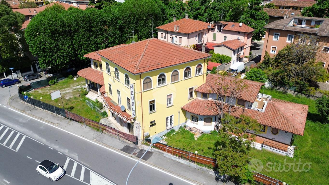 ALBERGO A BRESCIA