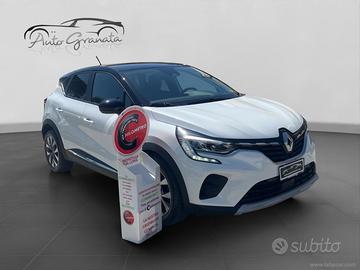 RENAULT Captur TCe 12V 100 CV GPL Zen