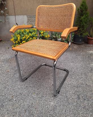 sedia cesca chiara con bracciolo Marcel breuer 
