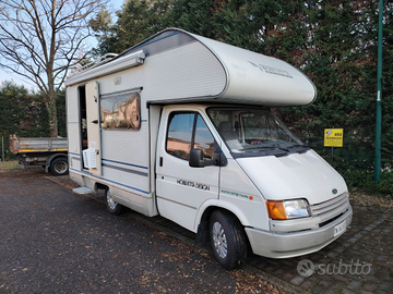 Camper mansardato Mobilvetta Skipper