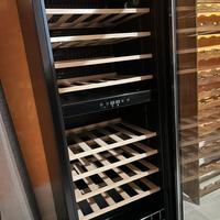Cantinetta vini ,doppia temperatura.
