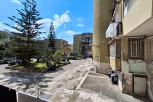 Camera ristrutturata zona Provinciale