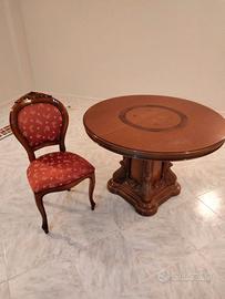 Tavolo estensibile con 4 sedie