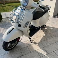 Vespa 300 GTS SUPER