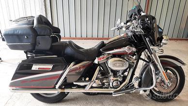 Harley-Davidson Electra Glide C.V.O. - 2006