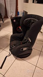 Seggiolino Bébé Confort Axiss girevole 90° 9-18Kg