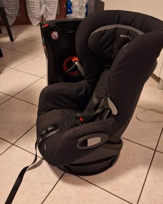 Seggiolino Bébé Confort Axiss girevole 90° 9-18Kg