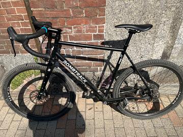 Bombtrack Hook 2025