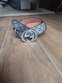 cintura Gucci uomo con logo argento 