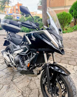Honda NC750X DCT