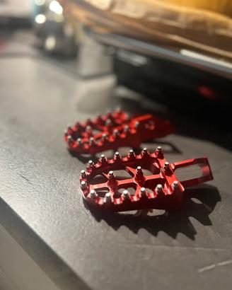 PEDALINE CNC ROSSE