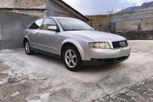 AUDI A4 B6 Berlina