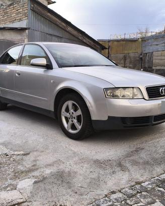 AUDI A4 B6 Berlina