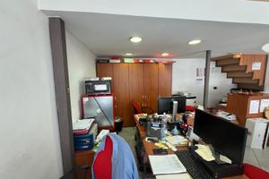 Negozio in via bertola