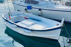 Gozzo ligure 6mt con entrobordo