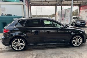 Audi A3 1600 116cv sline stronic