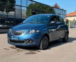 Lancia Ypsilon 1.0 FireFly 5 porte S&S Hybryd Gold