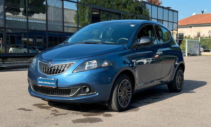 Lancia Ypsilon 1.0 FireFly 5 porte S&S Hybryd Gold