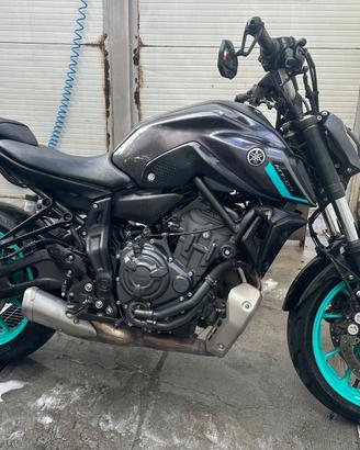 YAMAHA MT07 depo solo a libretto