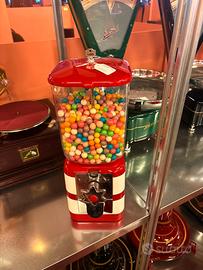 Distributore di chicche chewing- gum vintage