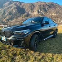 BMW X6 10/2021 121.000 km