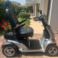 Scooter elettrico per anziani
