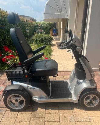 Scooter elettrico per anziani