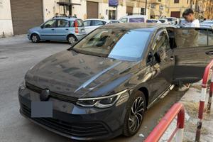 golf 8 2.0 116cv allestimento posteriore maxston