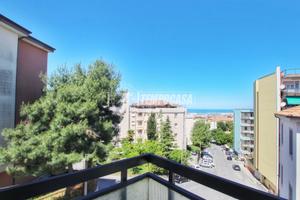 TRILOCALE CON VISTA MARE