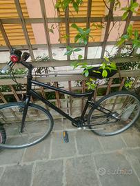 BICI NERA 6 MARCE RUOTE 28