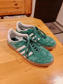scarpe Adidas originali n. 42  verde 