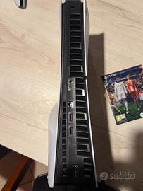 PlayStationSLIM DISCO con fifa26 ancora sigillata.