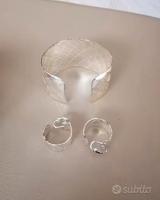 Bracciale e orecchini abbinati Avon