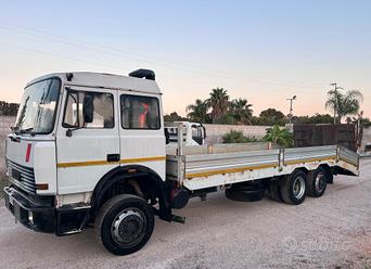 iveco 190.36 allestimento carrellone, doppie rampe