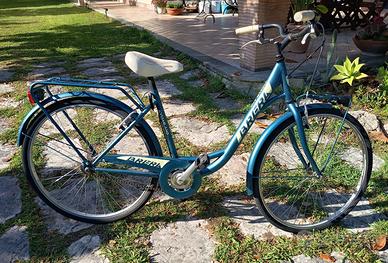 Bici donna da passeggio.