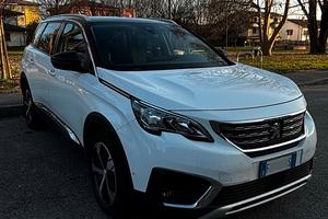 Peugoet 5008 1.5 Allure Pack