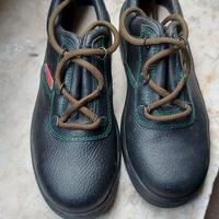 Scarpe antinfortunistiche 39 nuove