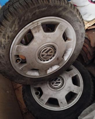 Cerchi in Ferro R14 W Polo + 4 copricerchi