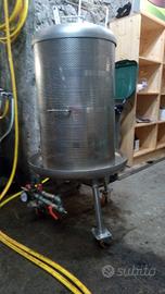 Pressa torchio x uva e frutta 