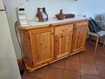 credenza in pino
